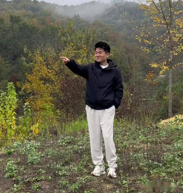 董宇辉接连成立2家新公司,新公司叫长歌有和