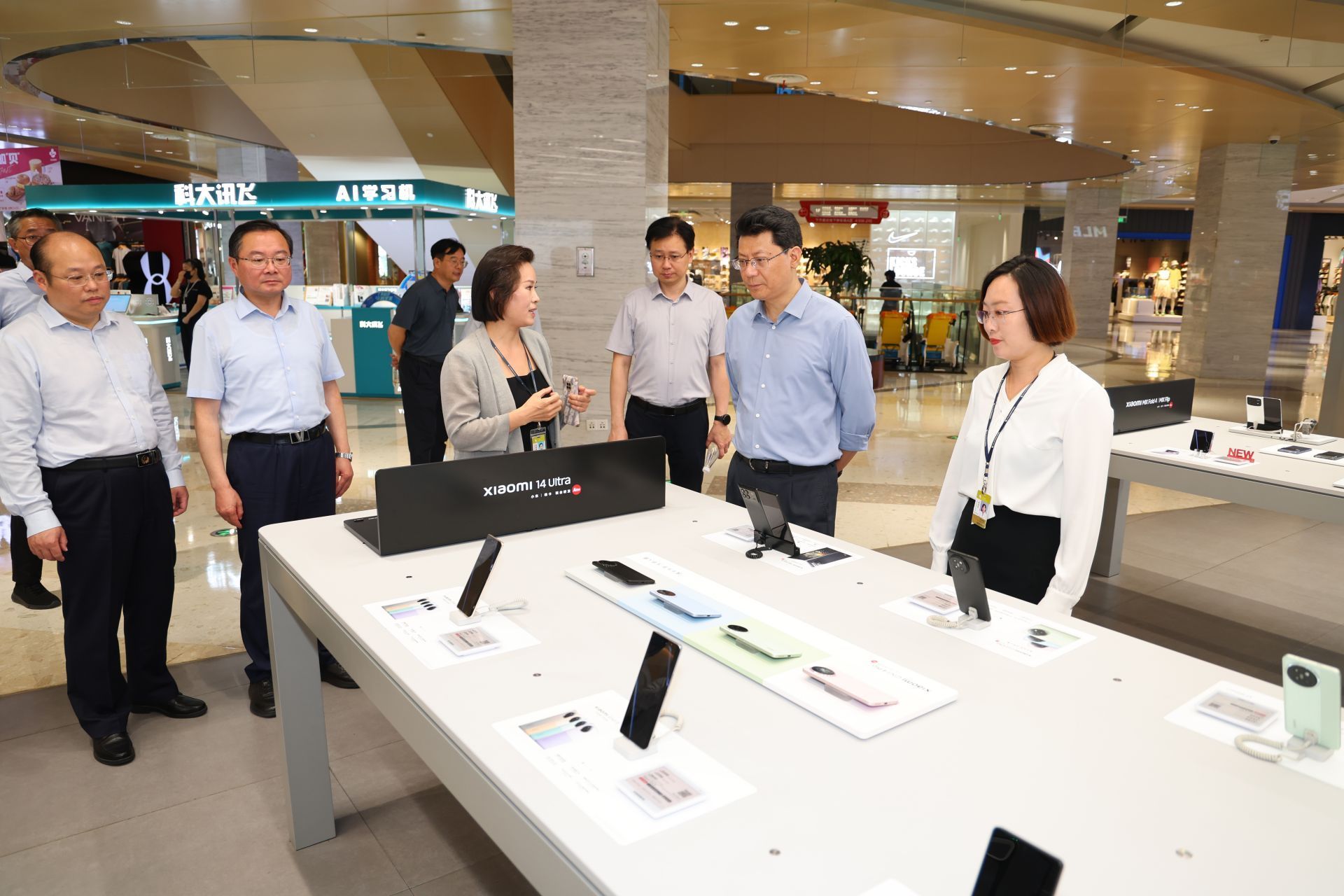 宠物经济激活消费新潜能，企查查：今年已注册8.05万家宠物服务企业