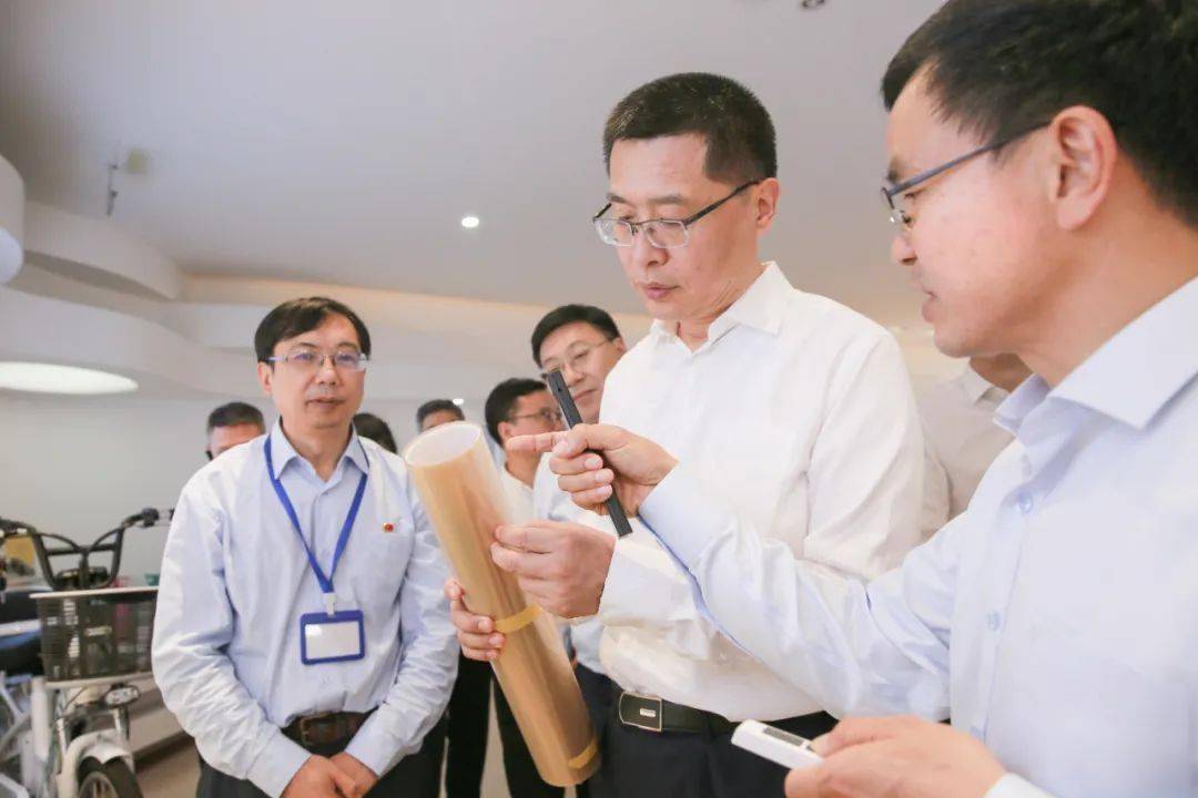 基础化工行业周报：巨化集团巨芯冷却液项目新进展，卫星化学丙烯酸项目开工