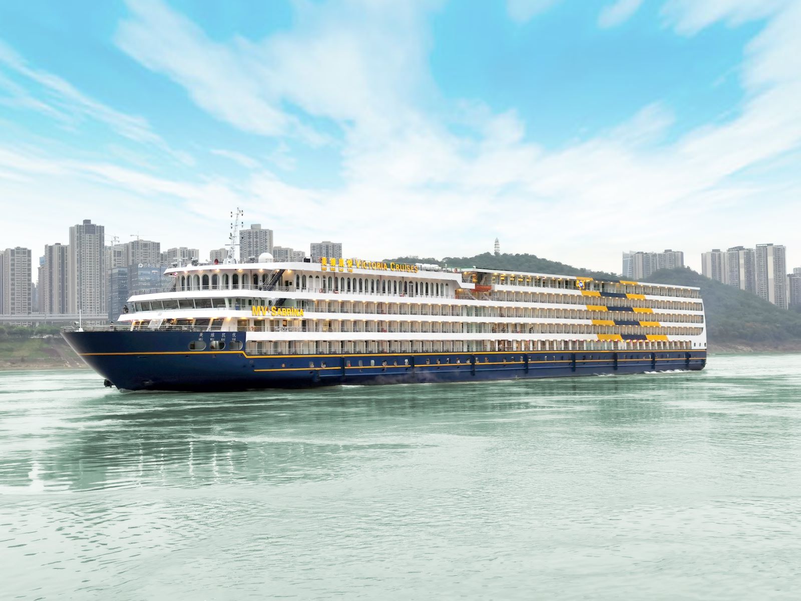 想攒钱的年轻人上邮轮打工了，超半数邮轮企业注资千万元以上