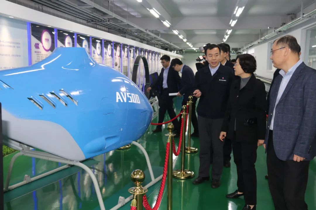 光威复材：公司整体业务健康稳定，不存在重大不利情形或潜在重大风险