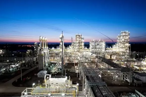 正帆科技最新公告:公司董事兼高级管理人员史可成、高级管理人员ZHENG HONGLIANG拟减持不超过0.1864%和0.1242%公司股份