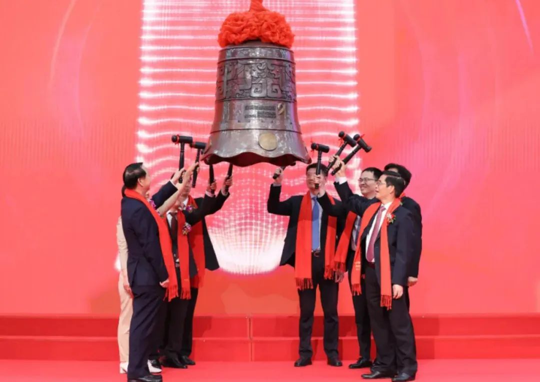 中化国际：预计2025年半年度亏损9.49亿至8.07亿 净利润同比下降7803.81%至6648.30%