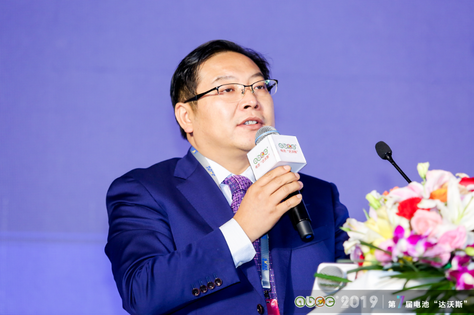 星球石墨：8月11日组织现场参观活动，宁波鑫享世宸投资管理合伙企业(有限合伙)、深圳市普赞普基金管理有限公司等多家机构参与