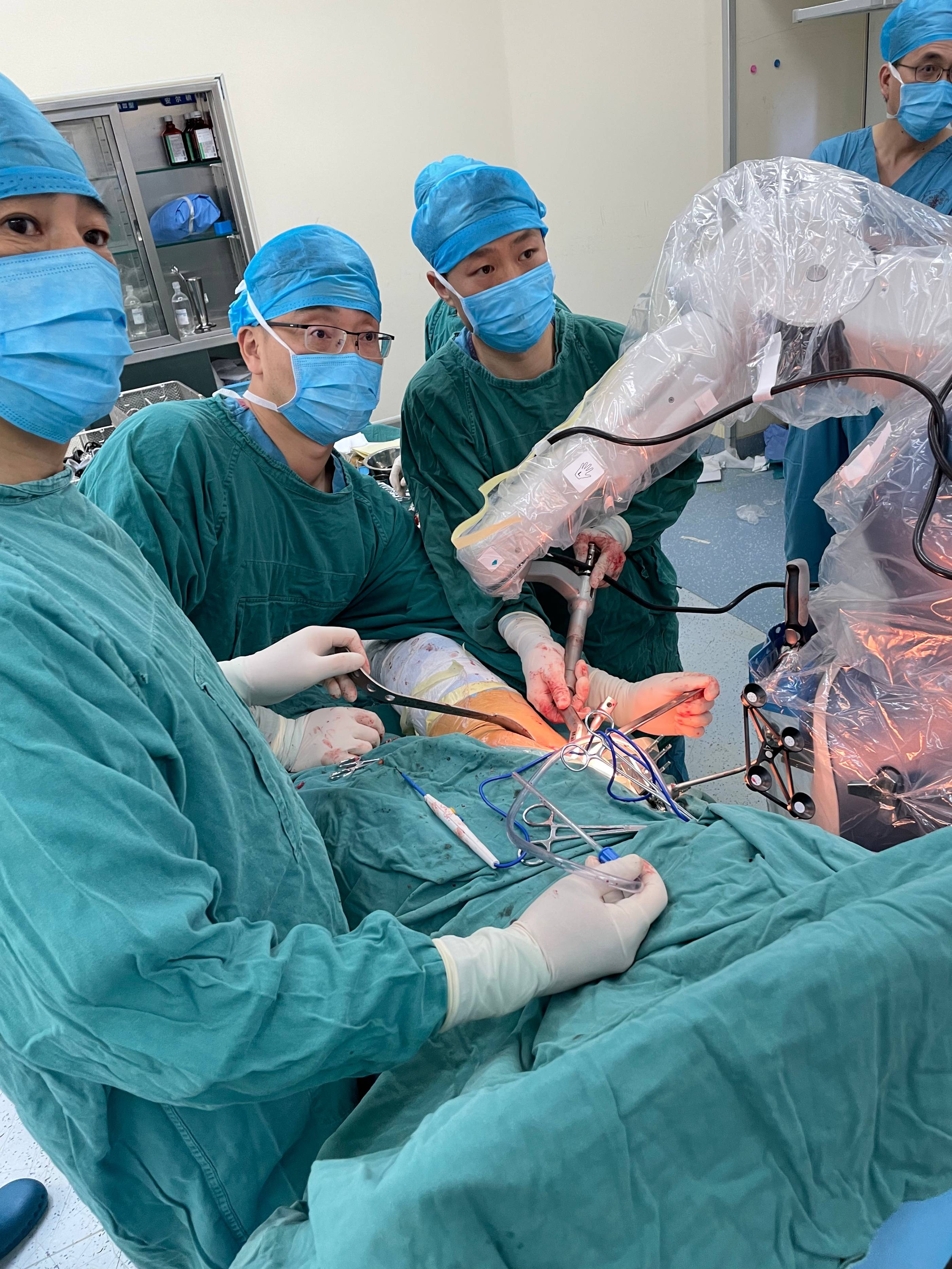 春立医疗：髋关节手术机器人等产品获注册证