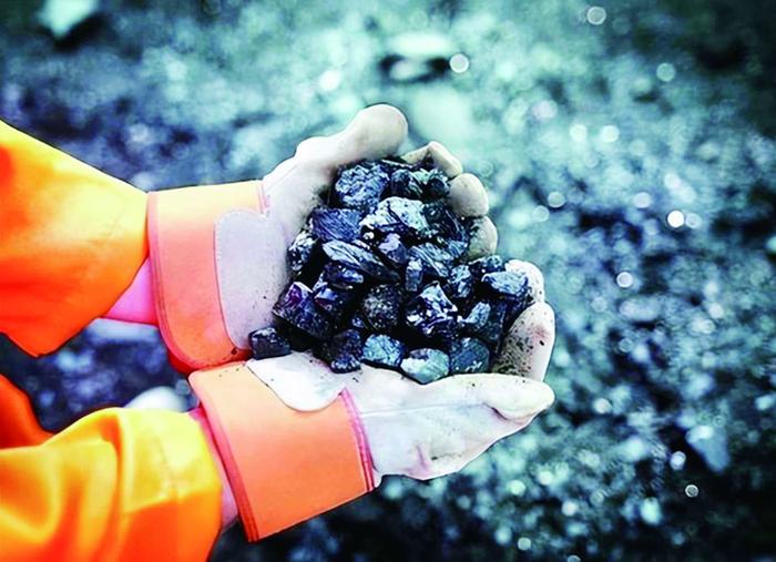 煤炭行业周报：动力煤有望越过700剑指750元，煤炭布局稳扎稳打行业周报