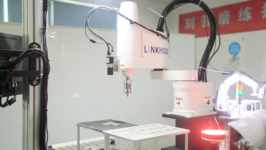 博众精工最新公告：拟6400万元转让苏州灵猴机器人18.29%股权 与账面值相比溢价239.09%