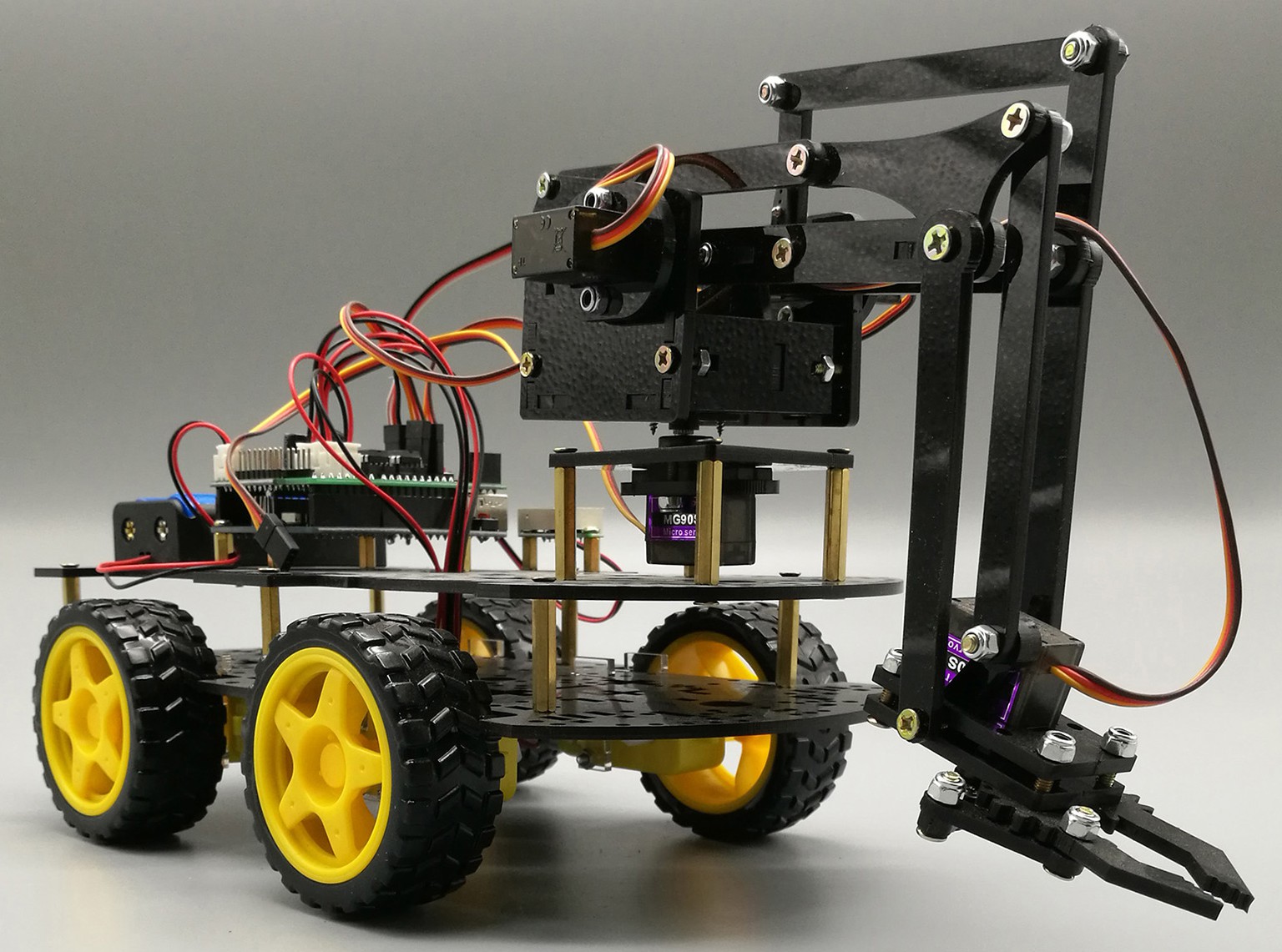 腾讯公布机械肩关节、机械臂、机器人相关专利