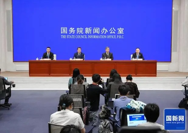 马年市场怎么走?千亿公募实力“军团”解码2026投资图谱