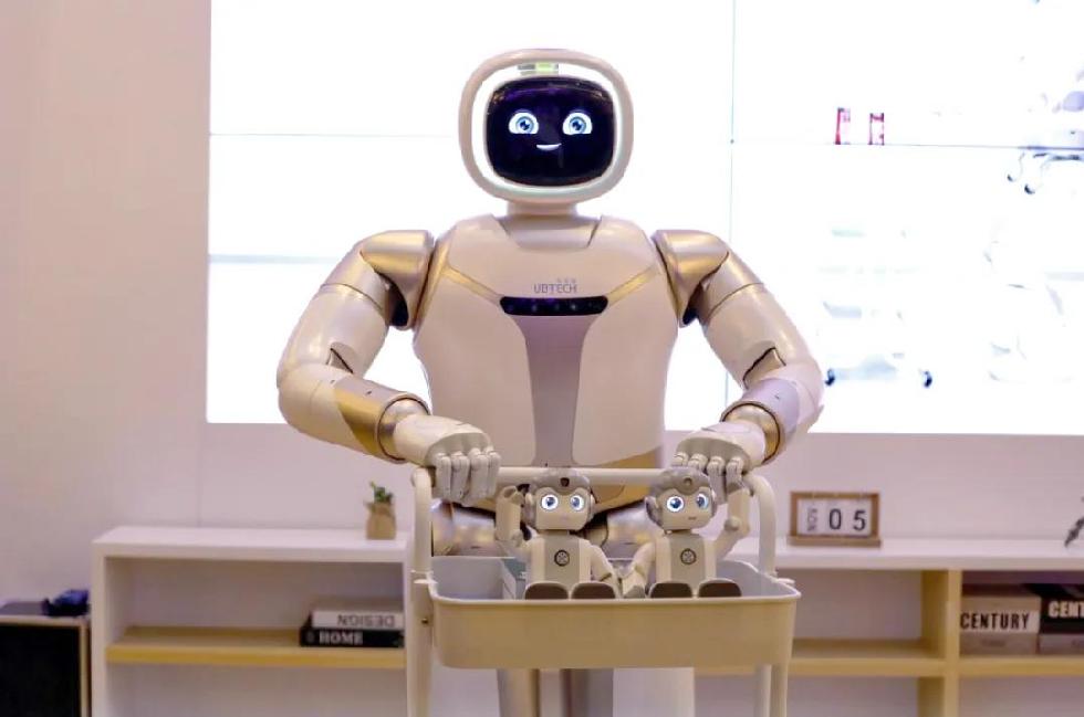 专访｜优必选周剑：相比表演秀 人形机器人更要进工厂干实事