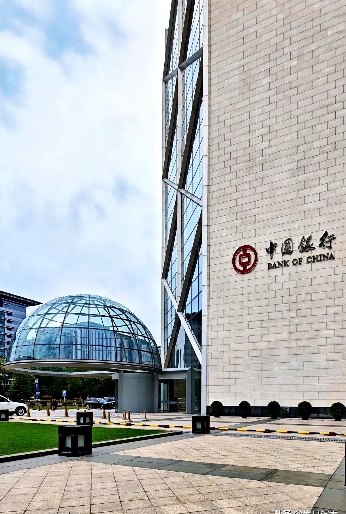 我国城商行资产规模突破60万亿元;广东首次出台养老金融专属政策 | 金融早参