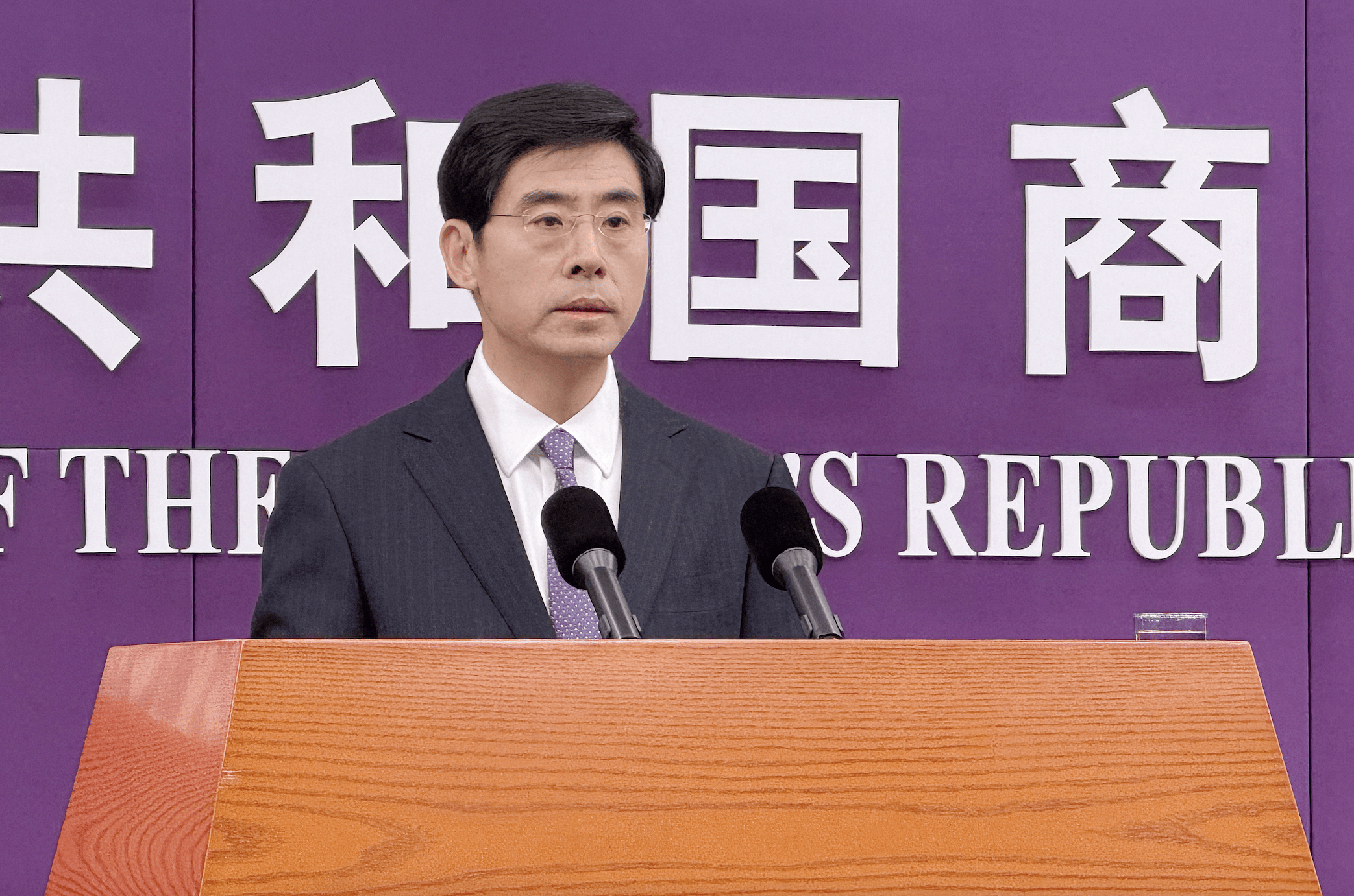 商务部：中国自130多个国家和地区的进口实现增长，已成为近80个国家主要出口目的地