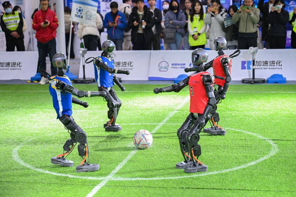 AI影视“奇点时刻”降临？“新易中天”集体大涨